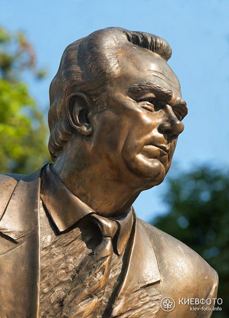 Памятник Валерию Лобановскому