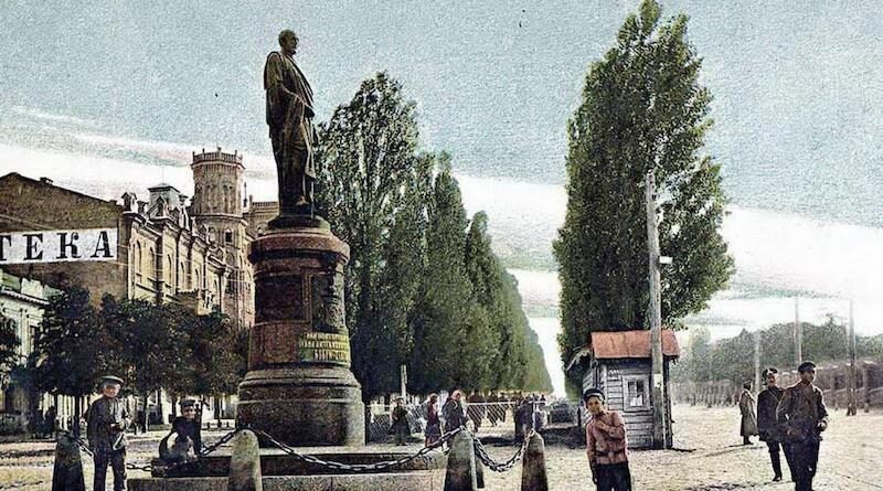 Памятник Бобринскому