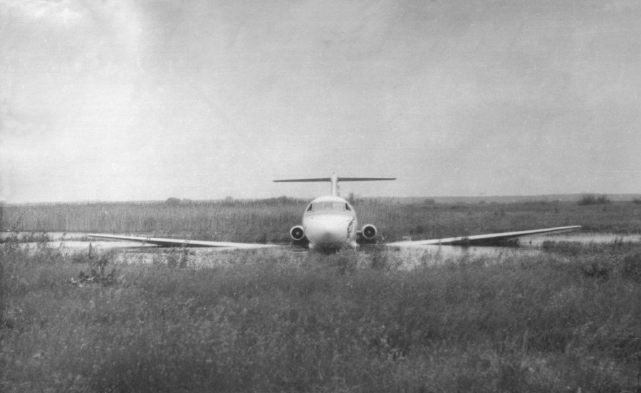 Аварийная посадка Як-40 на Осокорках