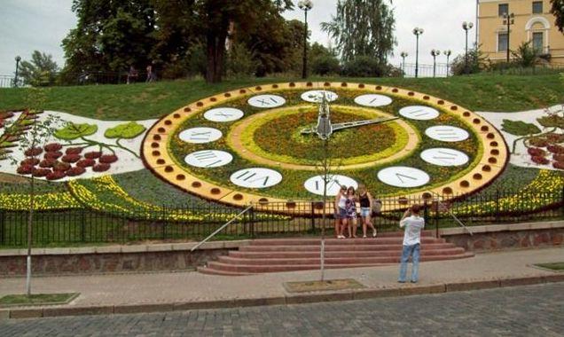 Київський квітковий годинник