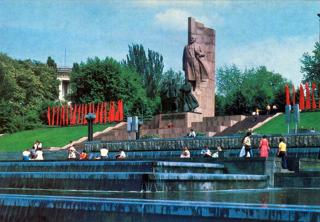 Киев на открытках 1985