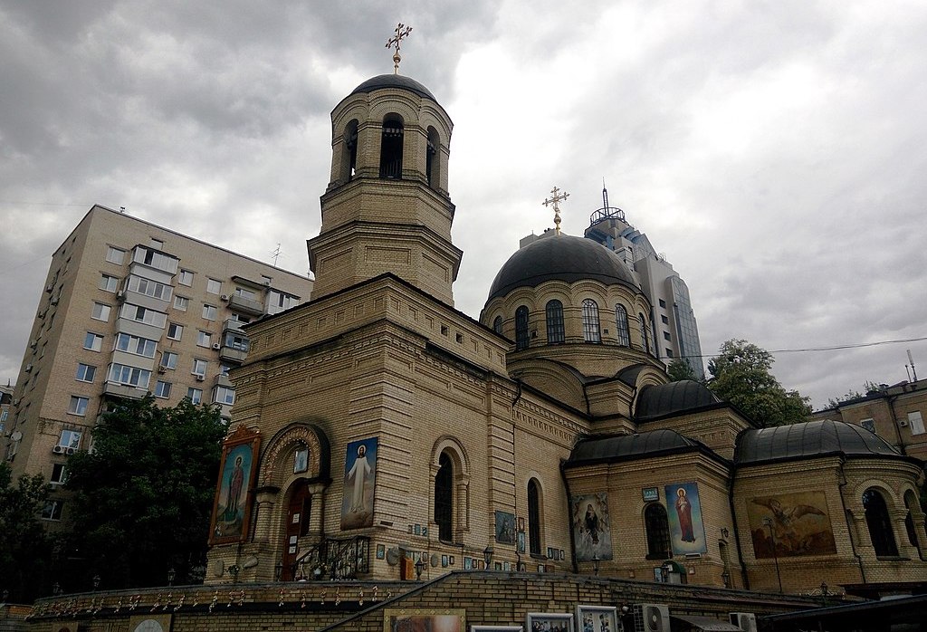 Александровская больница и Михайловская церковь