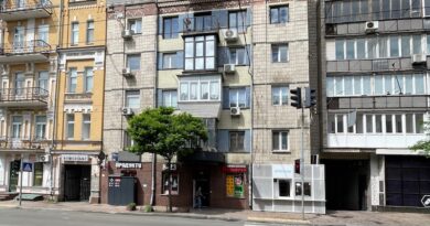 Від “царського особняка” до радянської «коробки» – Велика Житомирська, 16
